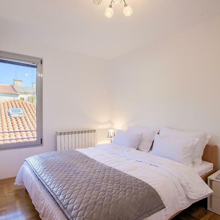 Apartment San Rocco Center Pola Esterno foto