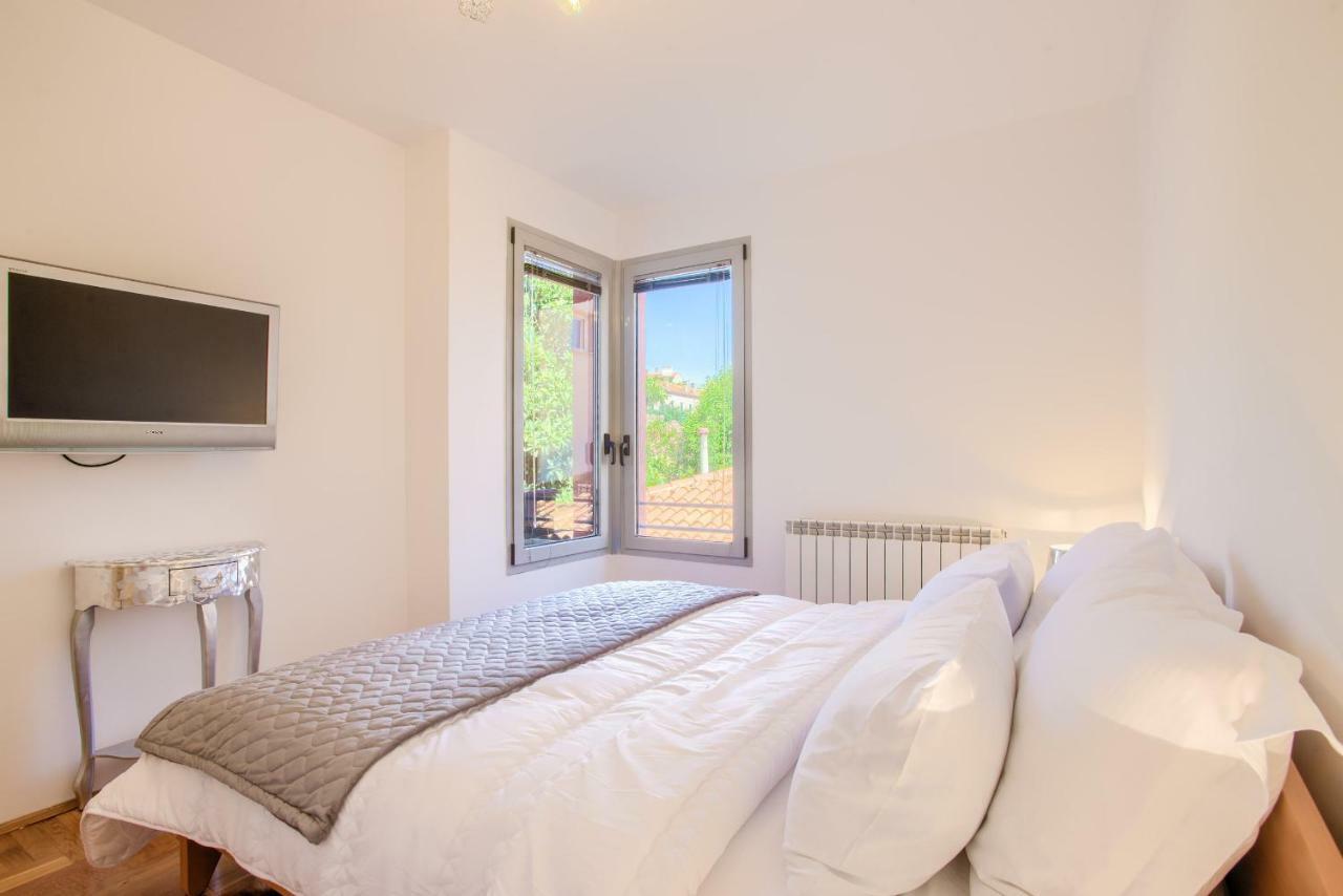 Apartment San Rocco Center Pola Esterno foto