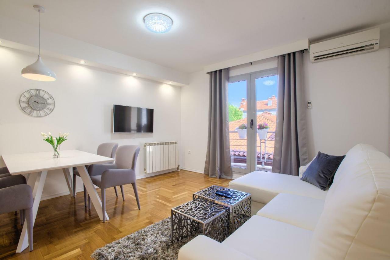 Apartment San Rocco Center Pola Esterno foto